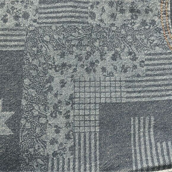 Wrangler Mid-Rise Vintage Short- Size 12 - Picture 8 of 9